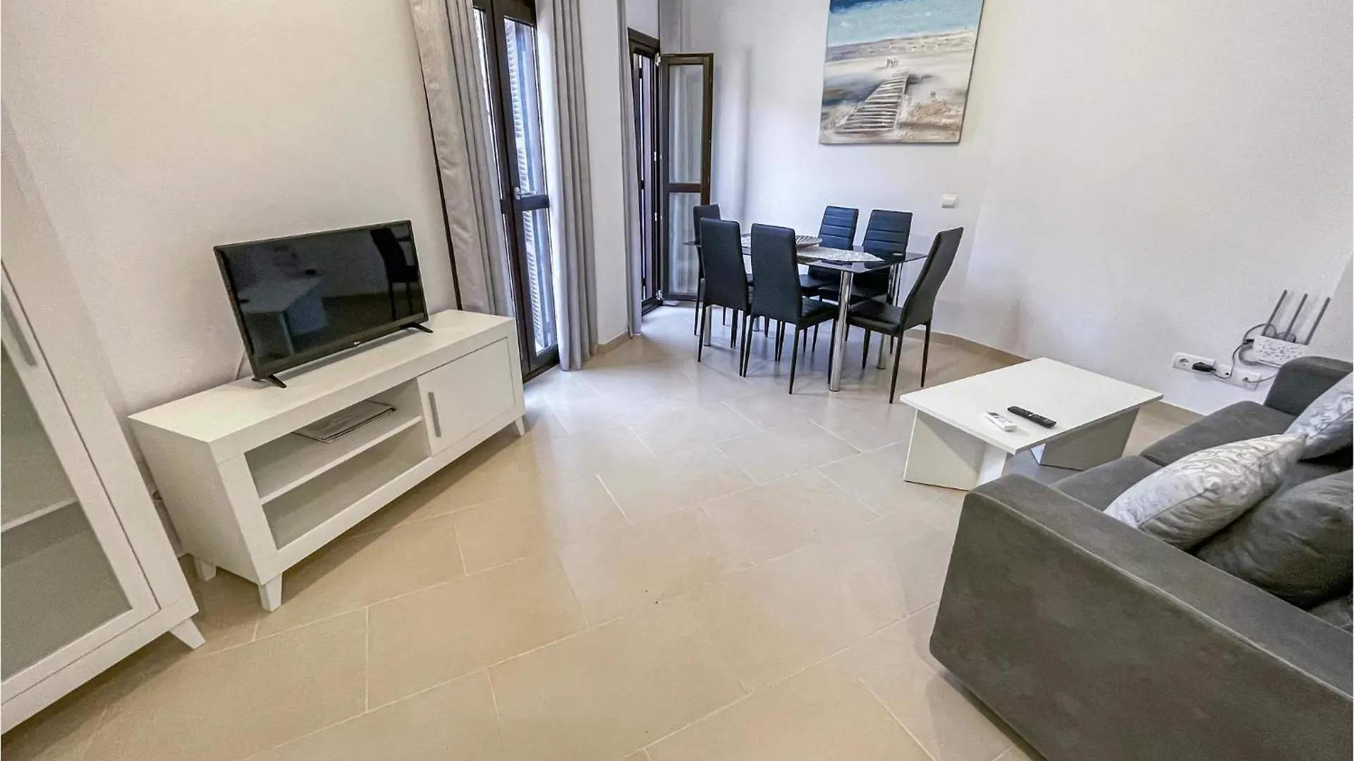 Nice Apartment In Estepona With Kitchen
